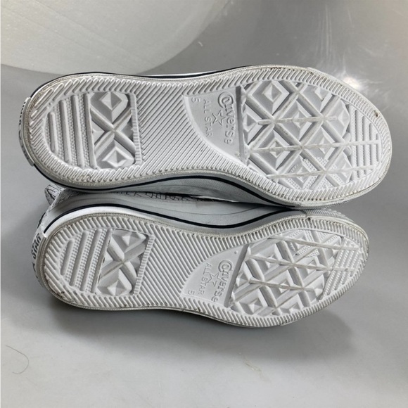 CONVERSE women’s Chuck Taylor high-tops - Picture 7 of 8